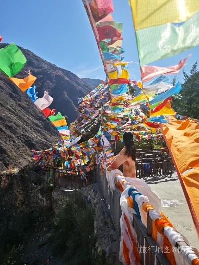 德钦县航拍照片