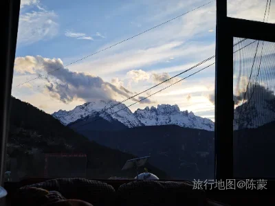 德钦县航拍照片